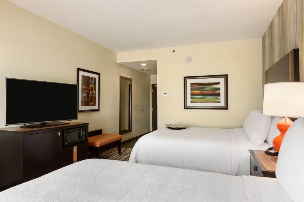 Hampton Inn & Suites El Paso/East image 20